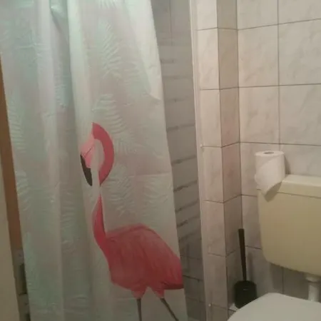 Nice People's Apartmán